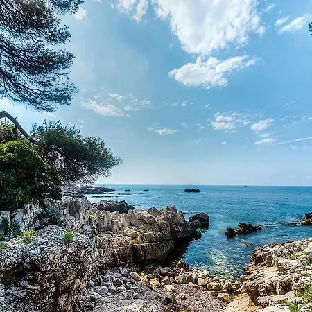 Hotell Comfort Le Maestria Antibes
